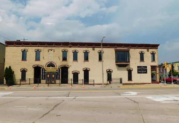 234 S Main St, Fort Atkinson, WI 53538
